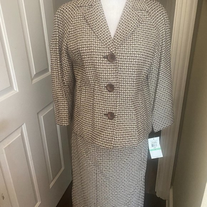 Jones Wear Brown Geometric Patterned Suit